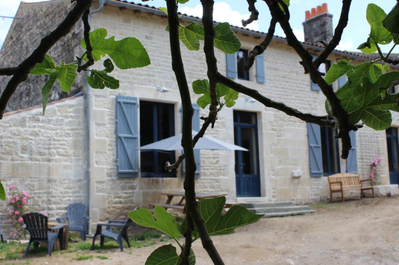 Chateau Des Loups - Les Pommiers Echire Ngoại thất bức ảnh